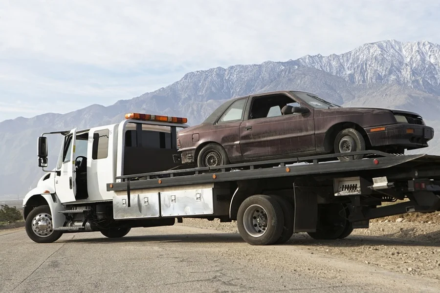 Key Factors To Consider Before Calling A Towing Service in Miami, FL