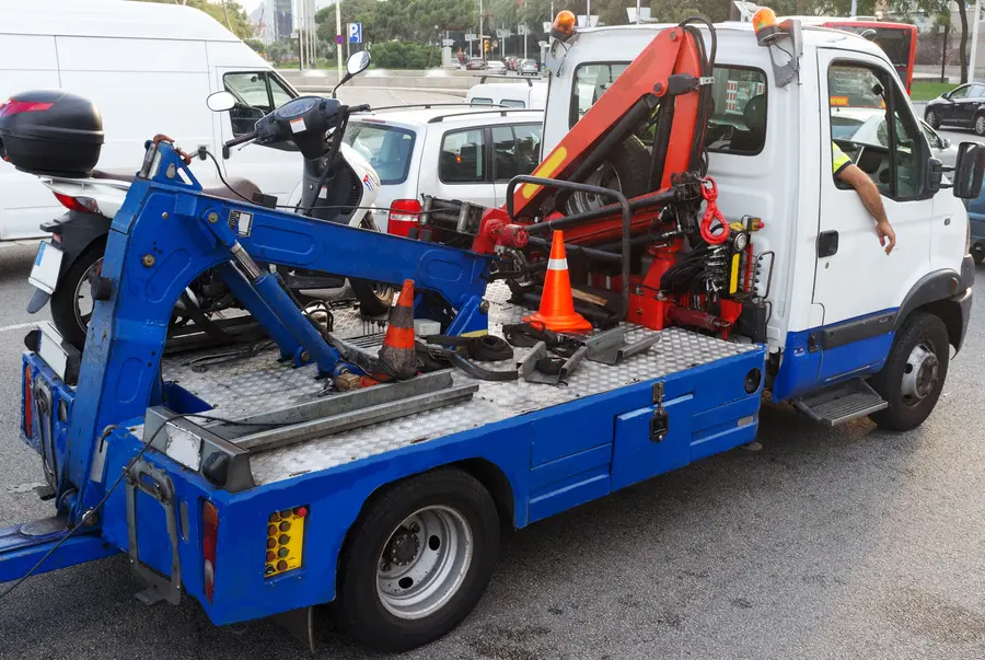 The Role Of Motorcycle Towing In Emergency Breakdown Assistance in Miami, FL